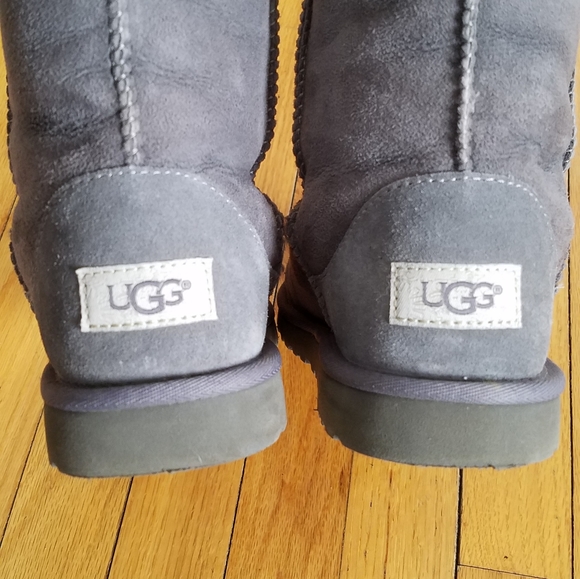 NWOT Ugg Classic Tall Gray Boots - Picture 6 of 7